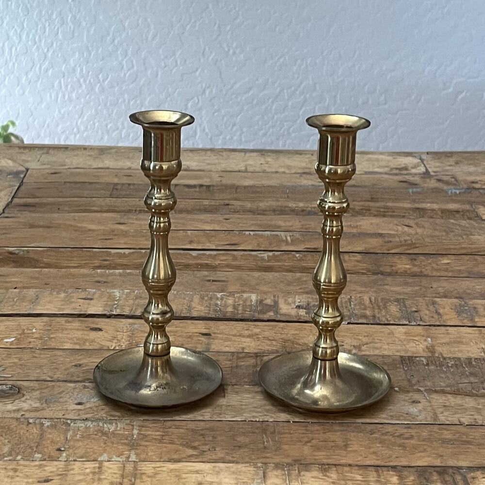 Vintage Venus Brass Candlestick Holders Set of 2 8" Classic Turned Stem